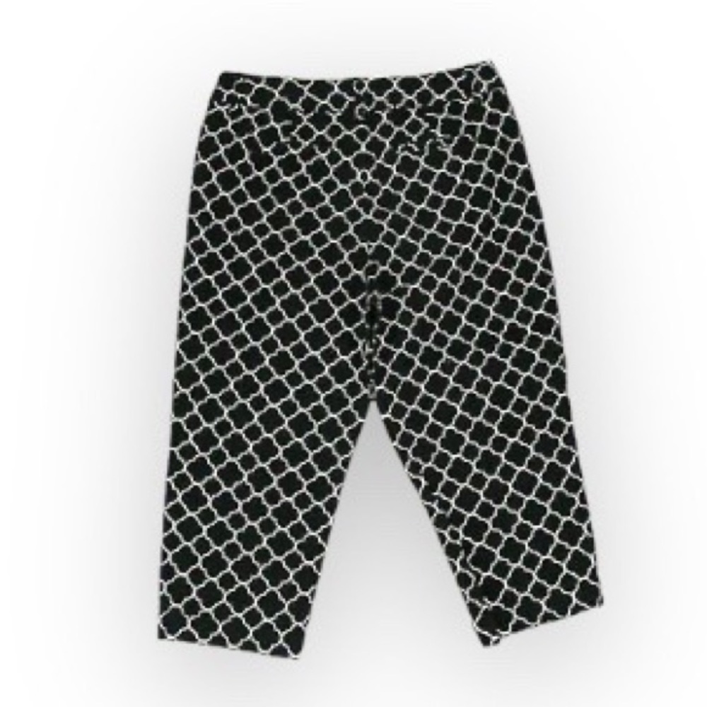 St. John's Bay Women’s 6 Cotton Chino Crop Pants Black White Geometric Mid-Rise - Picture 6 of 13